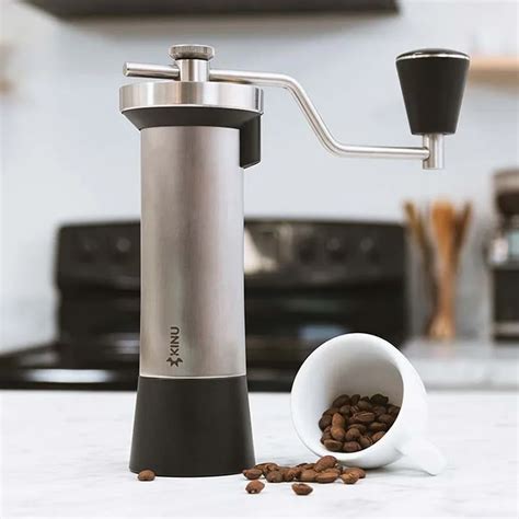 Kinu M47 Manual Coffee Grinder Review - Single Dose Grind