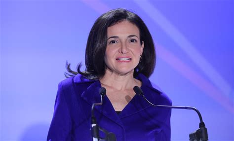 Facebook Coo Sheryl Sandbergs Departure Marks End Of An Era For Women