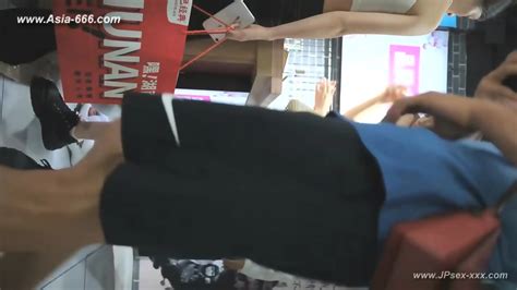 Peeping Chinese Amateur Upskirt 216