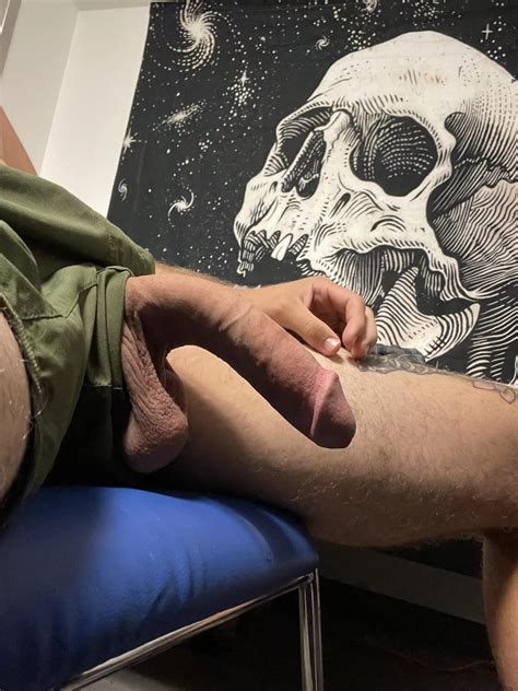 Straight Bi Gay Who Would Give It A Try Nudes MassiveCock NUDE PICS ORG