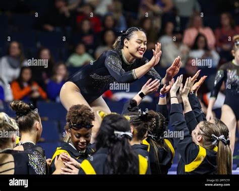 March 18 2023 Missouris Helen Hu High Fives Her Teammates During The