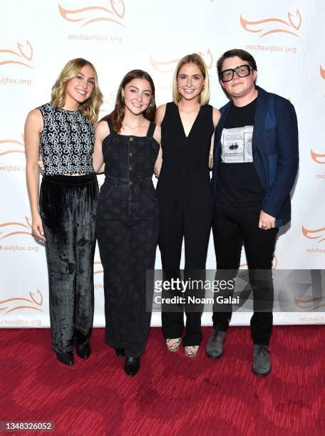 Aquinnah Kathleen Fox Photos and Premium High Res Pictures - Getty Images