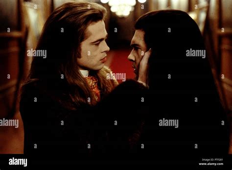 Brad pitt interview vampire vampire hi-res stock photography and images