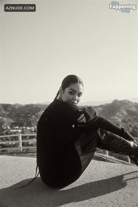 Aulii Cravalho Nude Aznude