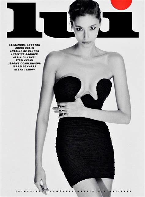 Loạt ảnh bán nude đẹp như tạc tượng của chân dài nước Úc cao m Titanic Nơi mọi thứ được