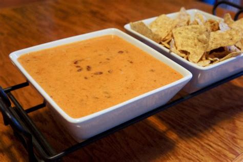 Chili Cheese Dip Chili Cheese Dips Cooking And Baking Yummy Food