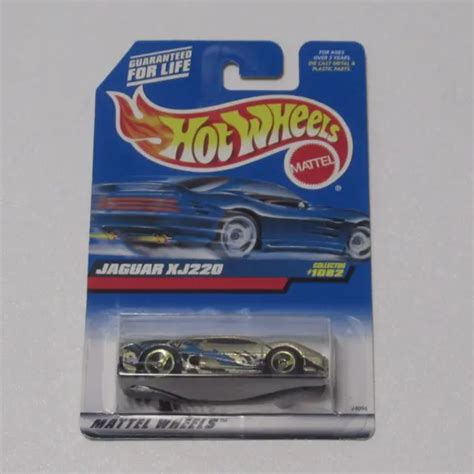 VOITURE MOULÉE SOUS pression Hot Wheels Jaguar XJ220 1 64 1082 EUR 3 31 PicClick FR