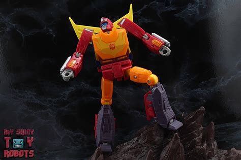 My Shiny Toy Robots Toybox REVIEW Transformers Studio Series 86 Hot Rod