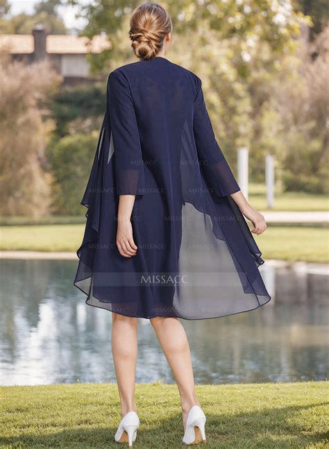 Sheath/Column Sweetheart Knee-Length Chiffon Mother Of The Bride Dress