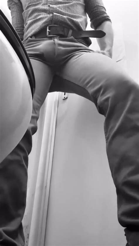 Hot Guy Pissing In Tight Jeans ThisVid