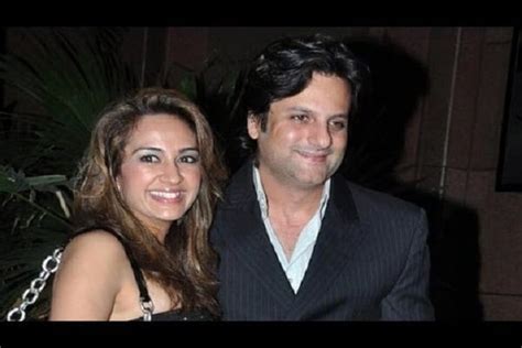 Fardeen Khan Wife Name, Sister Name, Age, Father Name, Mother Name and More