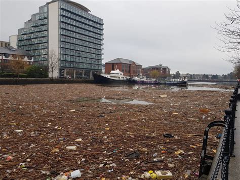 Gorgeous morning walk round Salford Quay | Scrolller