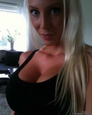 Blond Dream Porn Pic