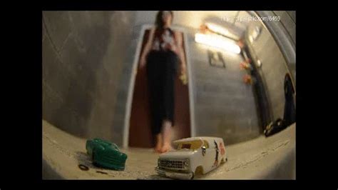 Giant NERDY GIRL Car CRUSH MOV Amateur Soles Giantess And Footjobs Clips Sale