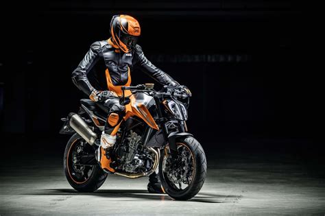 KTM DUKE Sports Naked สญชาตออสเตรย พรอมจะวางจำหนายทำตลาด กบ ราคา บาท