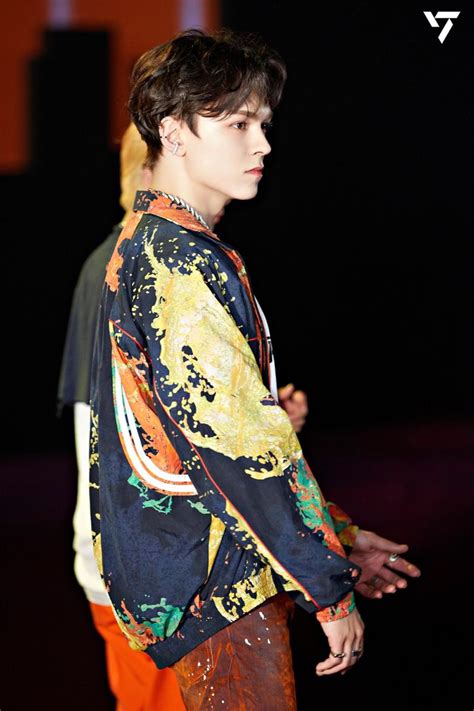 SEVENTEEN HOT MV Behind Sketch Woozi Seventeen Miembros Vernon