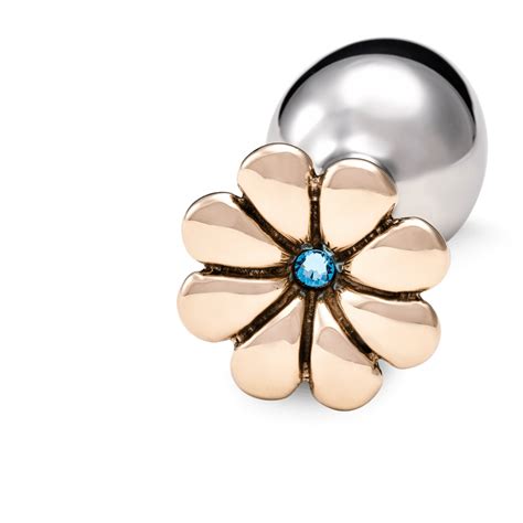 Rosebuds Weighted Metal Anal Plug Flower Crystal