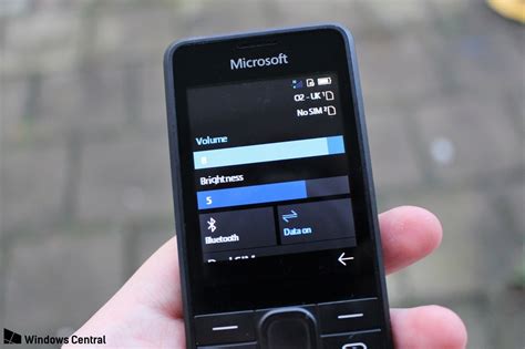 Microsoft разрабатывала кнопочный телефон с системой, похожей на ...