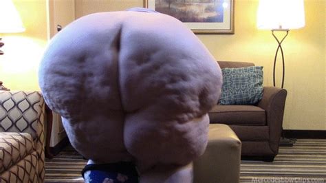 Squashing SSBBW Phoenix Using Her Sexy Belly And Ass MercedesbbwClips Clips Sale