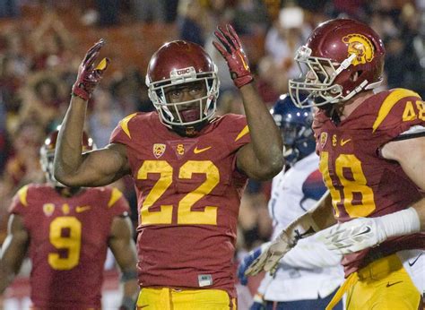 Justin Time Running Back Davis Breaks Through For Usc Orange County