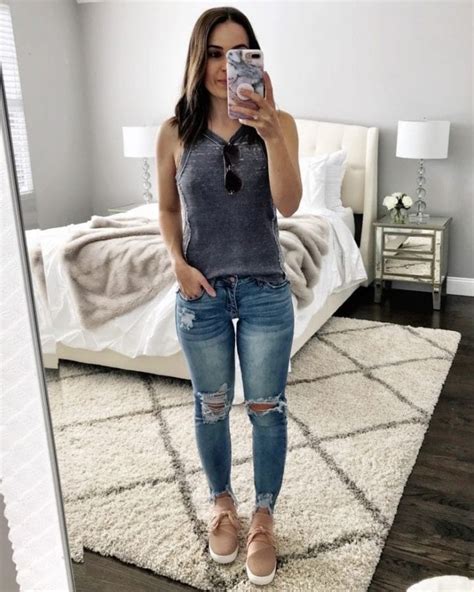 Zapatillas Nude Las Nuevas Favoritas De Tu Armario Effortless Chic