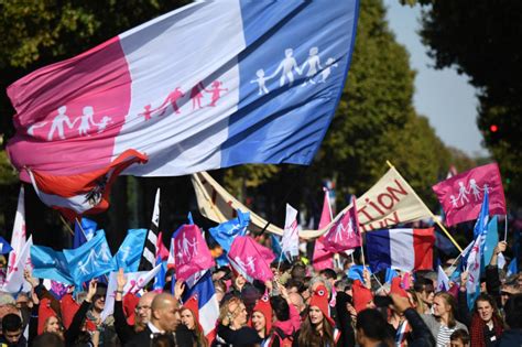 pma pour toutes la manif pour tous affaiblie redescend dans la rue