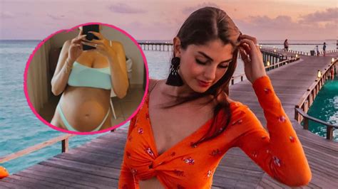 Schon so groß Yeliz Koc präsentiert Babybauch im Bikini