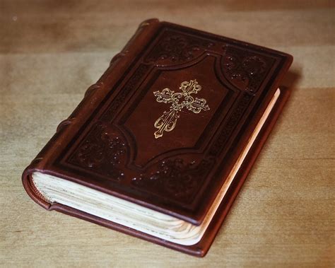 Католический молитвенник - воссоздание образа книги | Ваш Реставратор ...