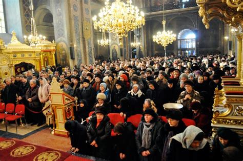 Liturghia Darurilor mai înainte sfinţite la Catedrala mitropolitană din