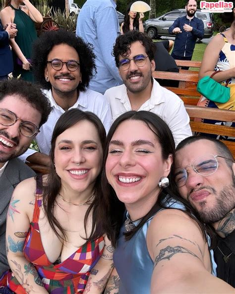 Pathy Dos Reis Aka Pathydosreis Nude Leaks Fapellas