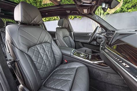 2022 BMW X7 SUV facelift review: exterior, interior, powertrain ...