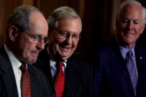 Philadelphias New Inclusive Gay Pride Flag Is Making Gay White Men Angry Vox