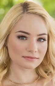 HADLEY VISCARA Nude AZNude