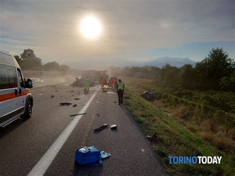 Incidente Sul Raccordo Ivrea Santhi A Settimo Rottaro Agosto