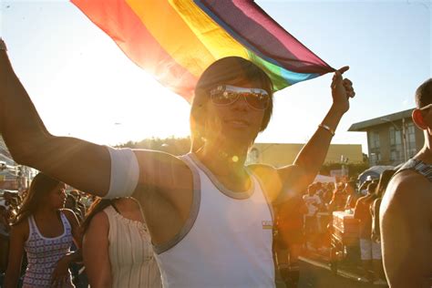 Fotos Grafia Parada Gay de Feira avalia conquistas em anos de história