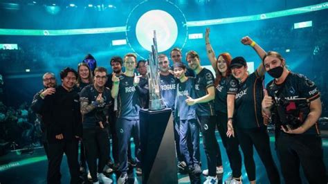 League Of Legends Rogue Esports Sweep G To Win First Lec Title