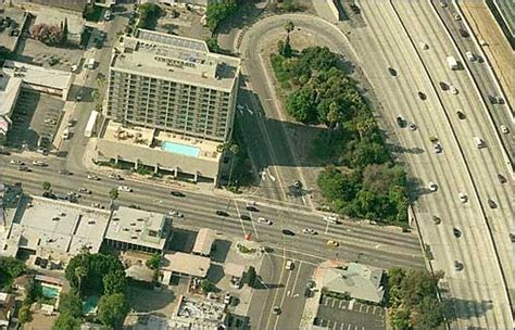 Sherman Oaks: page 1 of 1