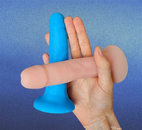 Blush Neo Elite Dildo Review Realistic Dual Layer Silicone Phallophile Reviews