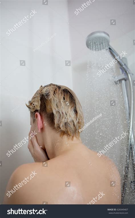 Beautiful Naked Woman Washing Her Hair Stock Photo Edit Now 626949407