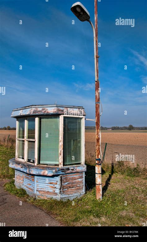 Border Gate High Resolution Stock Photography And Images Alamy