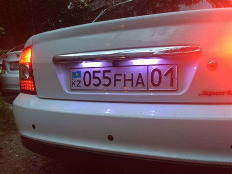 LED подсветка номера — Lada Приора седан, 1,6 л, 2014 года | аксессуары ...