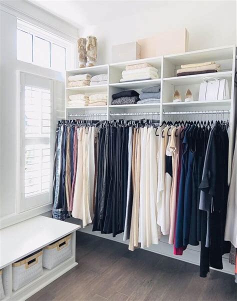 Expert Tips for a Painless Closet Clean-Out