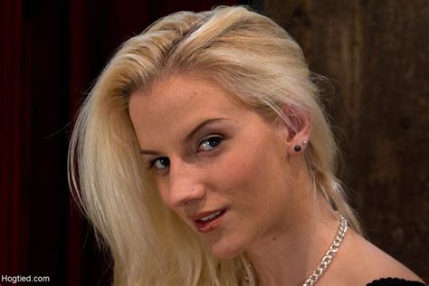 HALEY CUMMINGS BDSM HaleyCummings Porn Pic