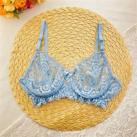 Sutiã de Renda Sem bojo Aro Lingerie Sexy Soutien em Renda Sutian