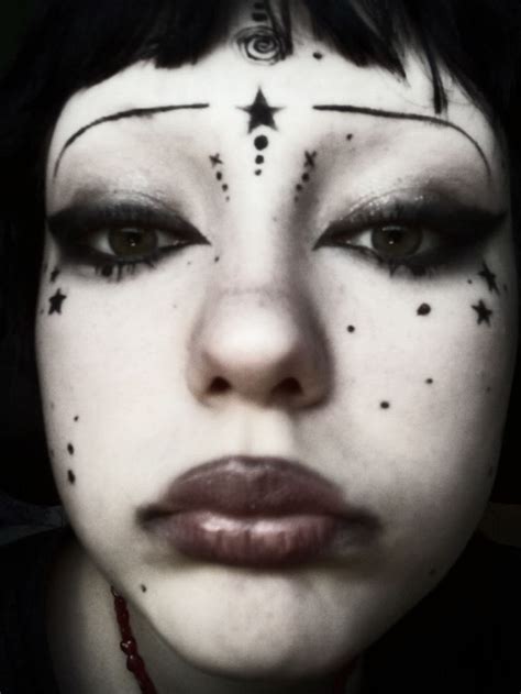 Alt Makeup Dots Goth Simple Makeup Hippie Goth Makeup Make Up Gothic