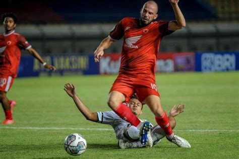 Persik Vs PSM Persaingan Kekuatan Lama Indonesia