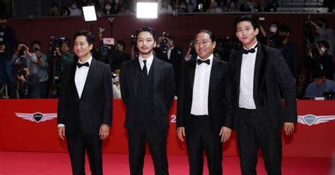 포토 부산국제영화제 찾은 영화 한산 주역들