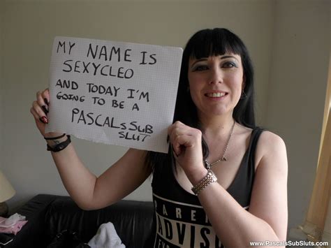 Girls Holding Signs Page Freeones Forum The Free Sex Community