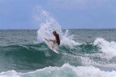 WSL QSブラジル3連戦マハロサーフエーコフェスティバルで新井洋人がR2進出 SURFMEDIA