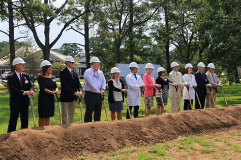 Groundbreaking Held For Mcleod Center For Cancer Treatment And Research